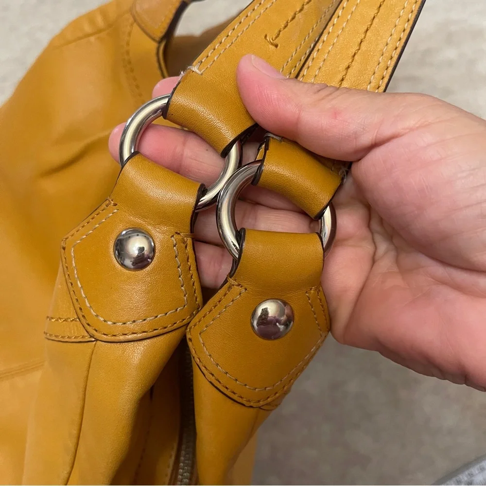 Coach Soho Lynn Y2K 2000s Mustard Yellow Silver Hardware Hobo Shoulder Bag Purse